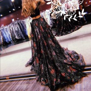 Sherri hill prom dress